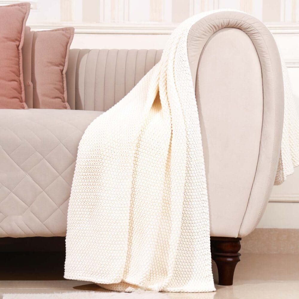 Ivory Chunky Knit Throw - Image 4