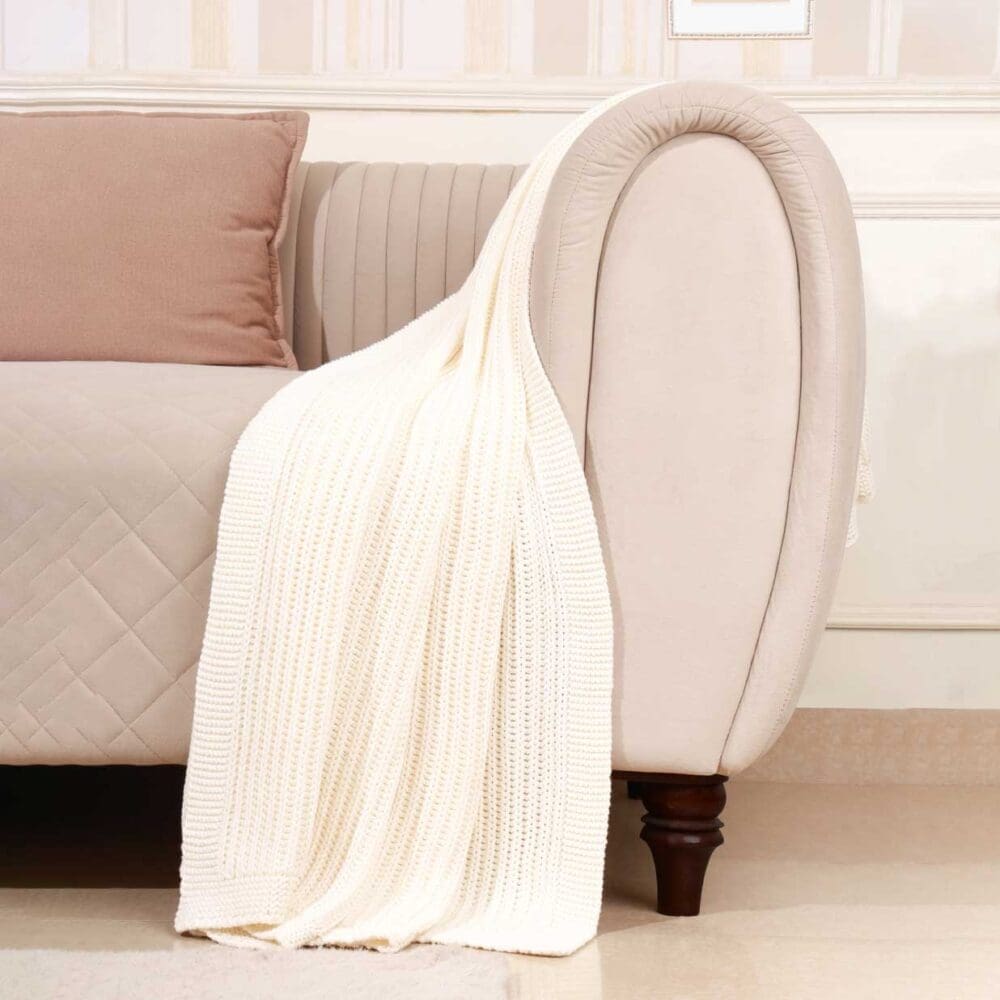 Ivory Cable Knit Throw - Image 4