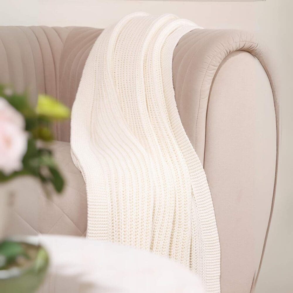 Ivory Cable Knit Throw - Image 2